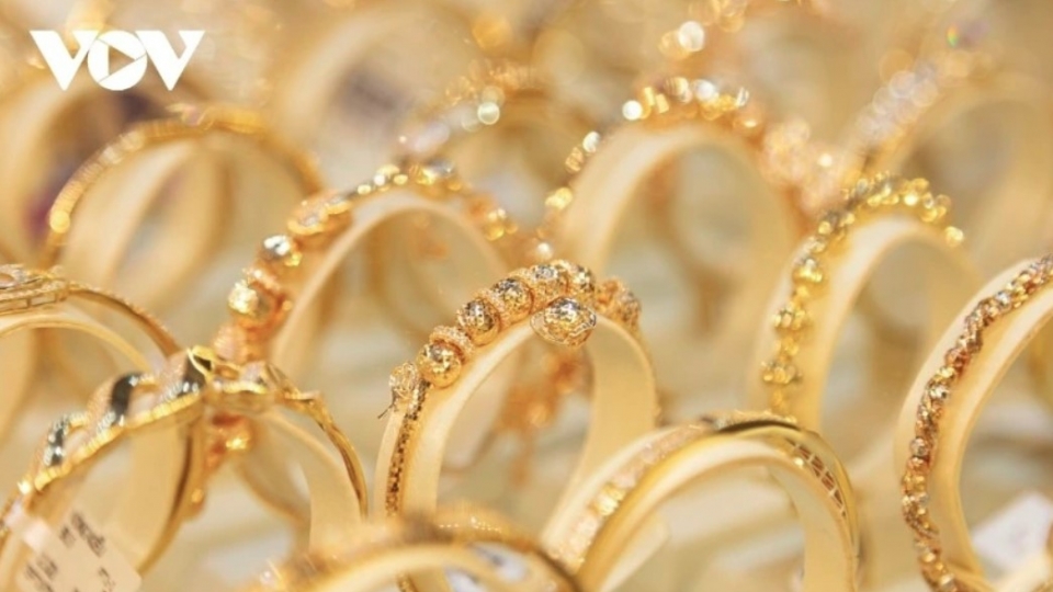 Domestic gold rings hit new record at VND94.1 million per tael